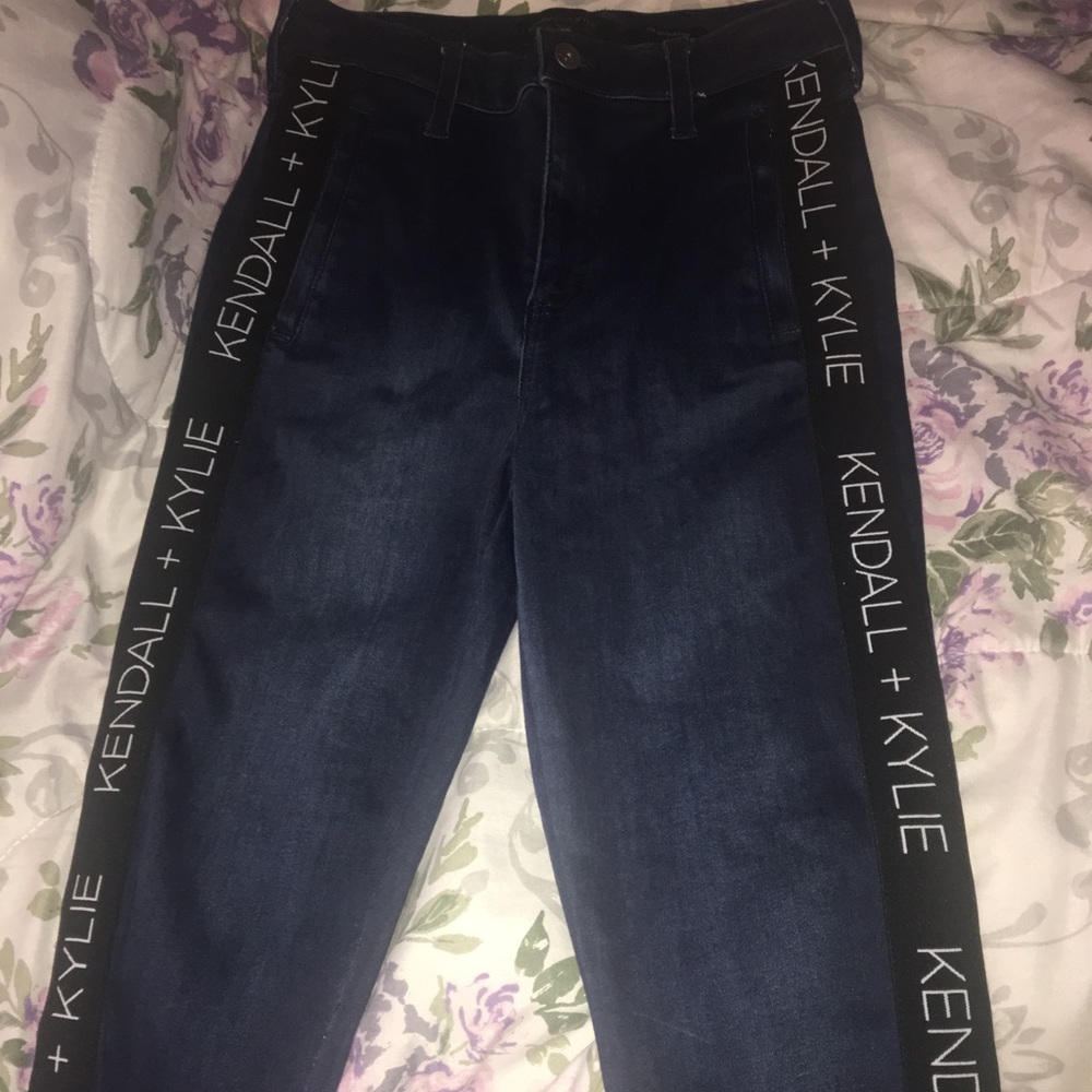 “Kendall + Kylie” Jeans
